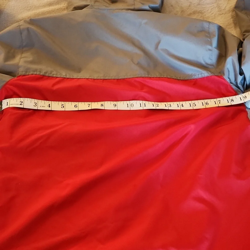 Eddie Bauer Boys Red and Gray coat Wth Removable Fleece Lining Size Large 14/16